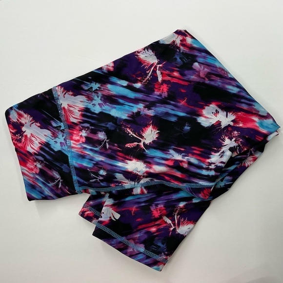 Marika Fabletics Reversible Activewear/Leggings Ladies - Picture 2 of 6